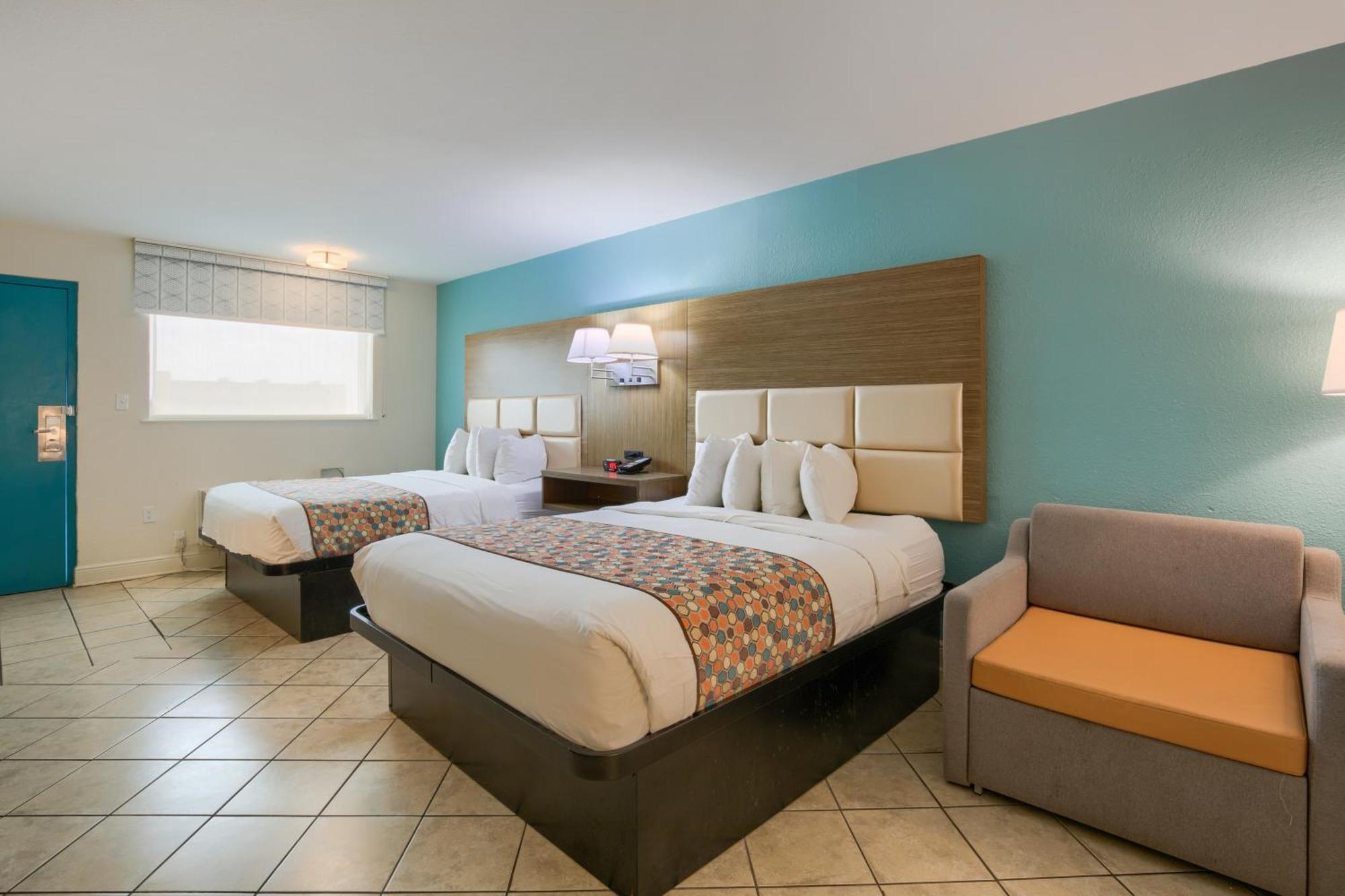 Hotel Beachside 3*