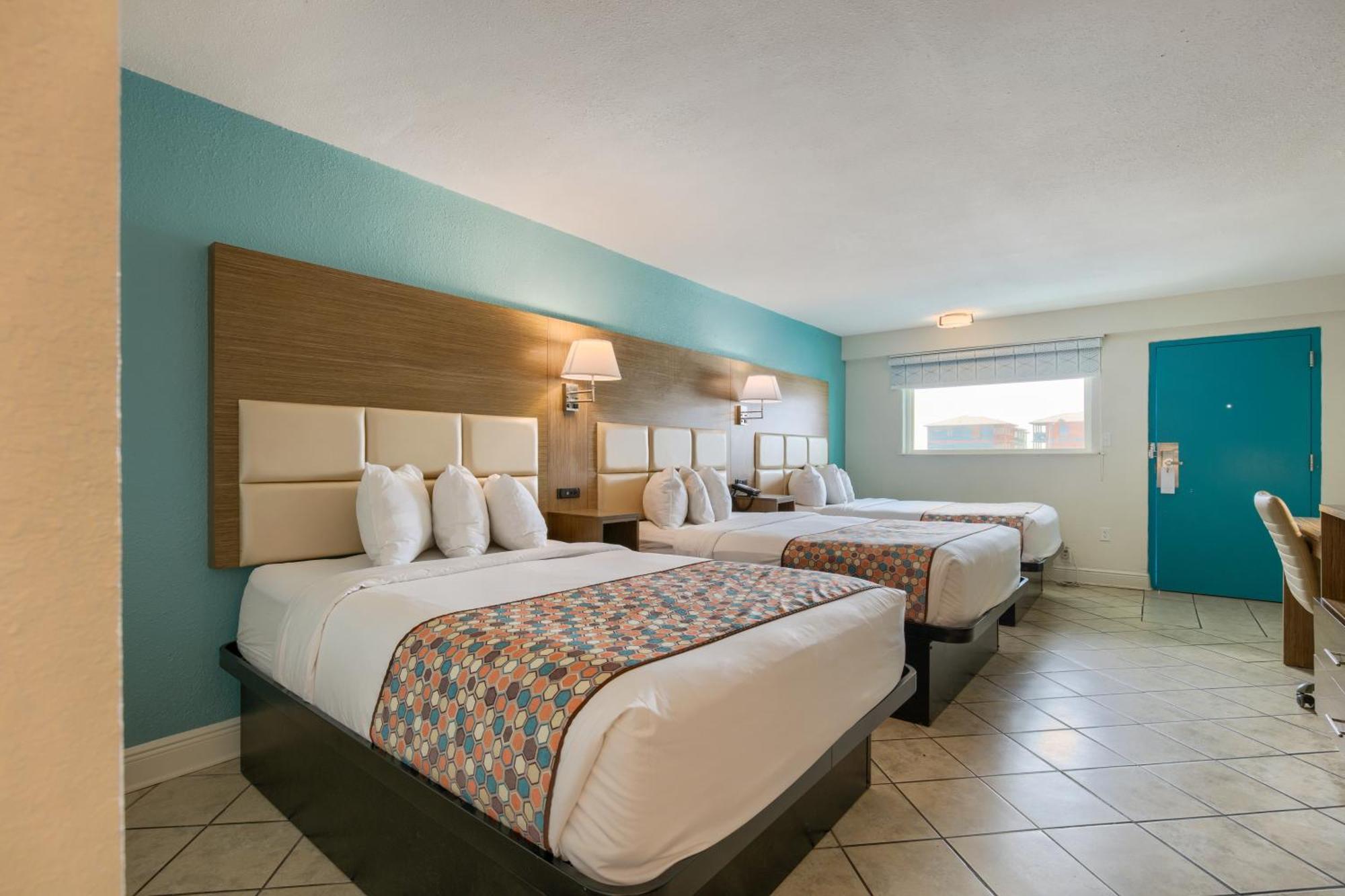Beachside 3*