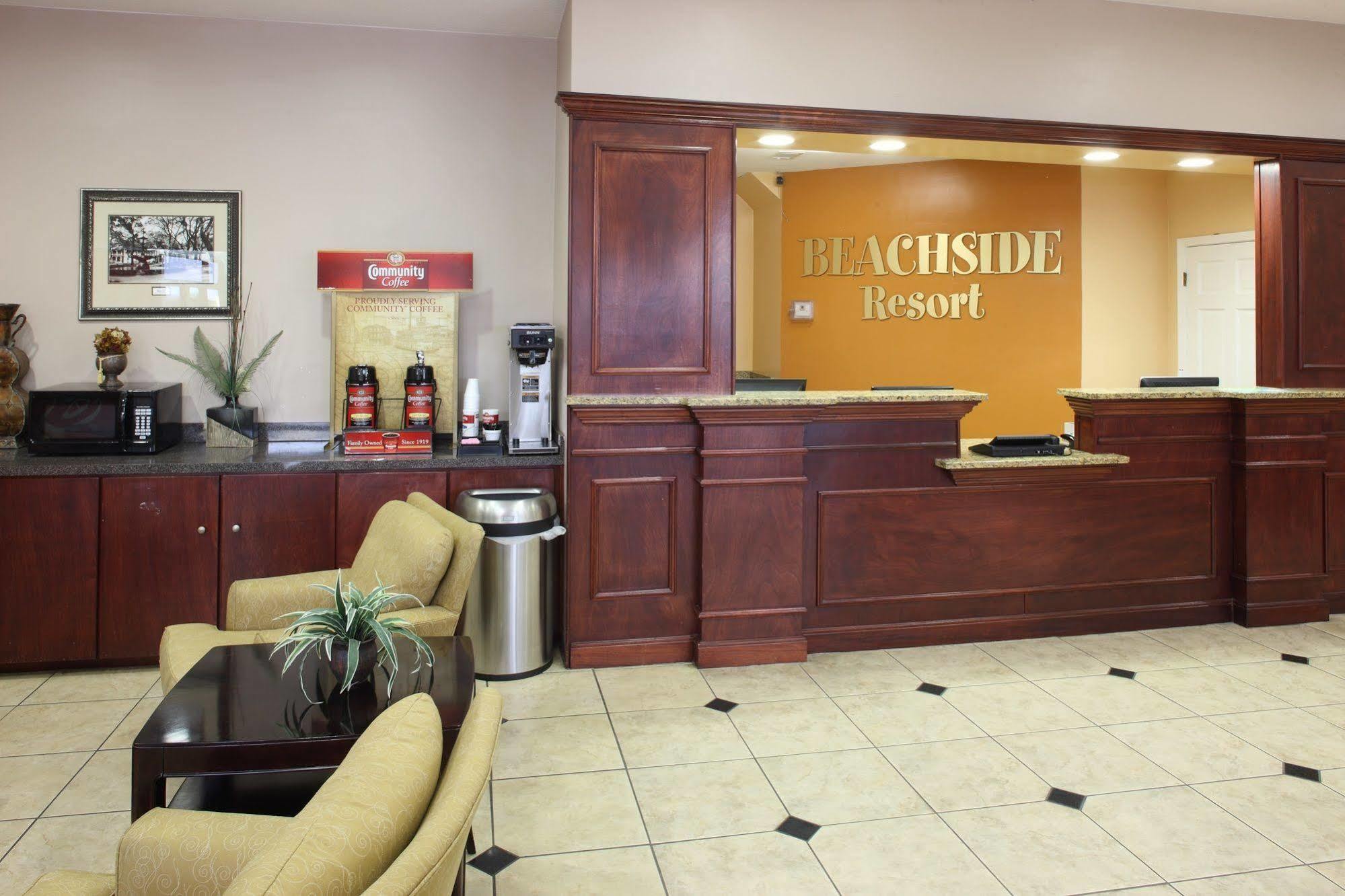 Beachside Hotel 3*
