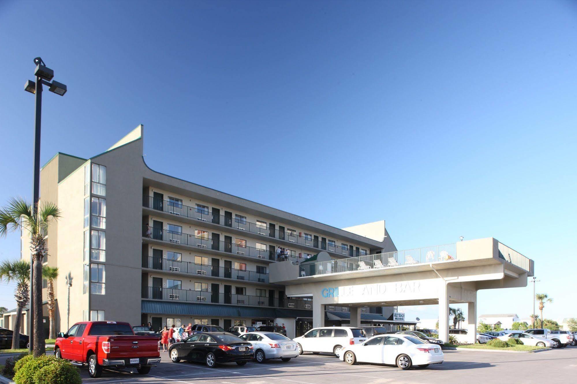 Beachside 3*